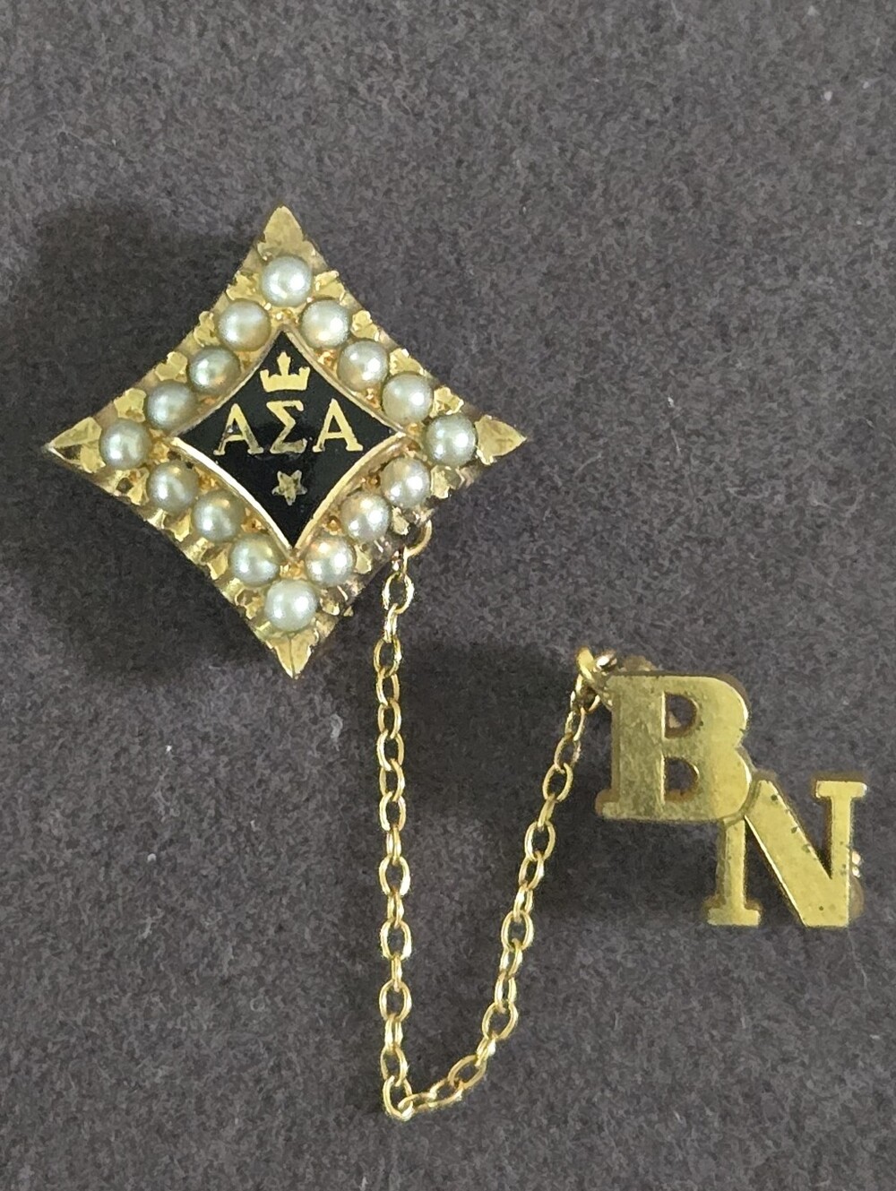 Alpha Sigma Alpha Jeweled Member Badge With Pearls